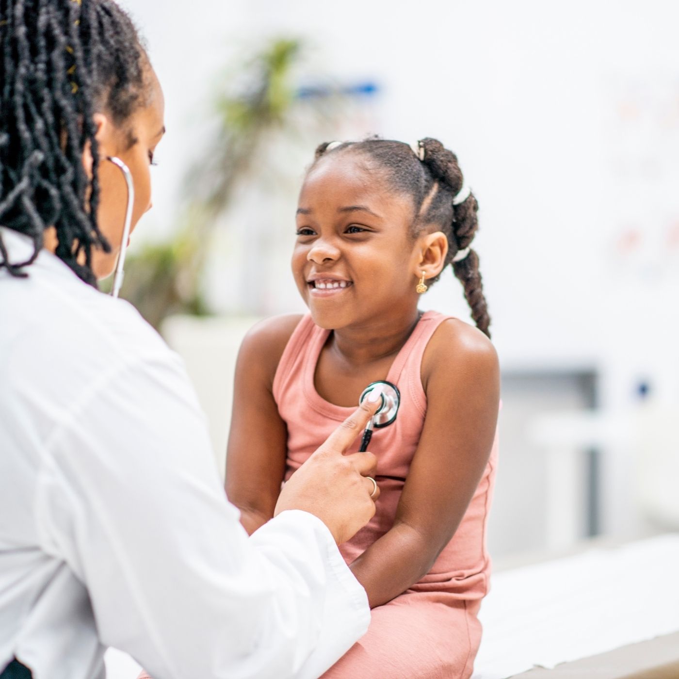 Retrospectiva 2025: Câmara Consolida Avanços Históricos no Acesso à Saúde e Fortalecimento do SUS