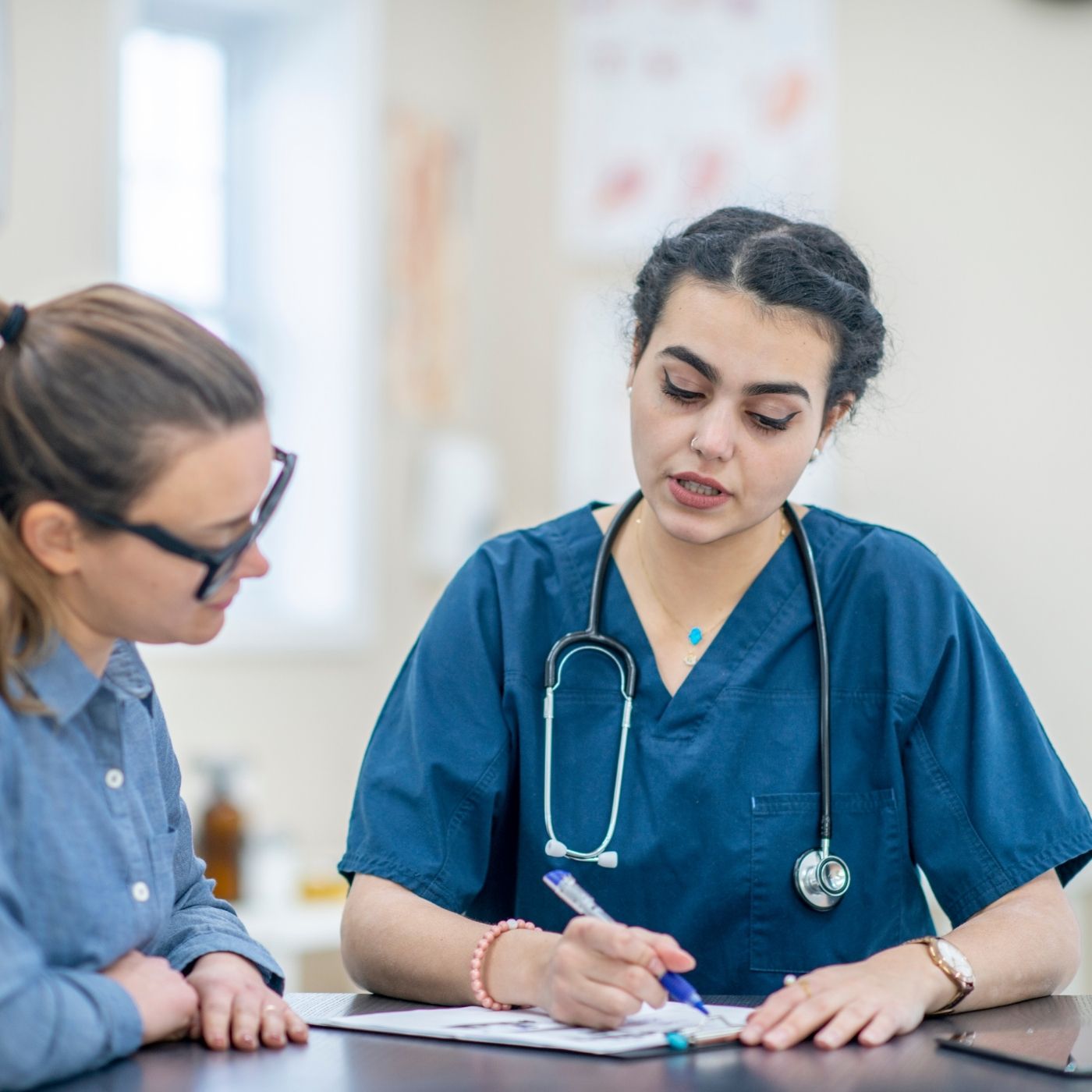 O Custo da Autonomia: Quanto Custa Viver com Tetraplegia em 2026?