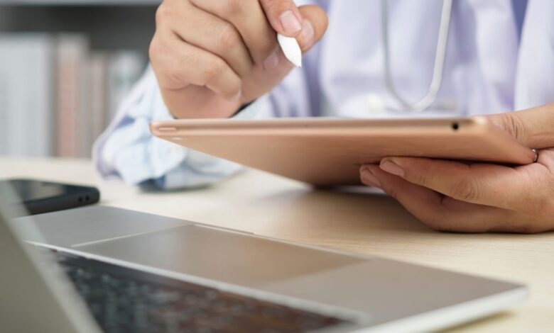 Pancreatite e o Perigo Silencioso da Automedicação: O Que Você Precisa Saber