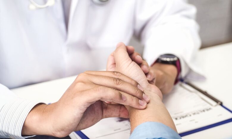 Fibromialgia: Guia Completo para Entender a Dor Crônica, o Cansaço e o Tratamento Integrado