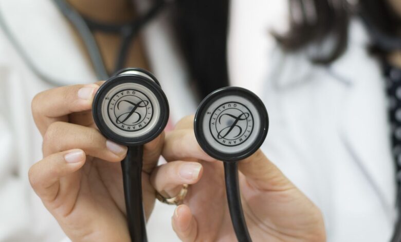100 Títulos mais acessados sobre Relação Médico-Paciente